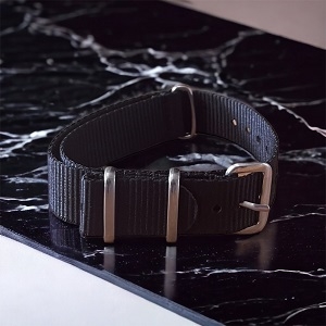 QUANT ARQ Standard- nylon strap